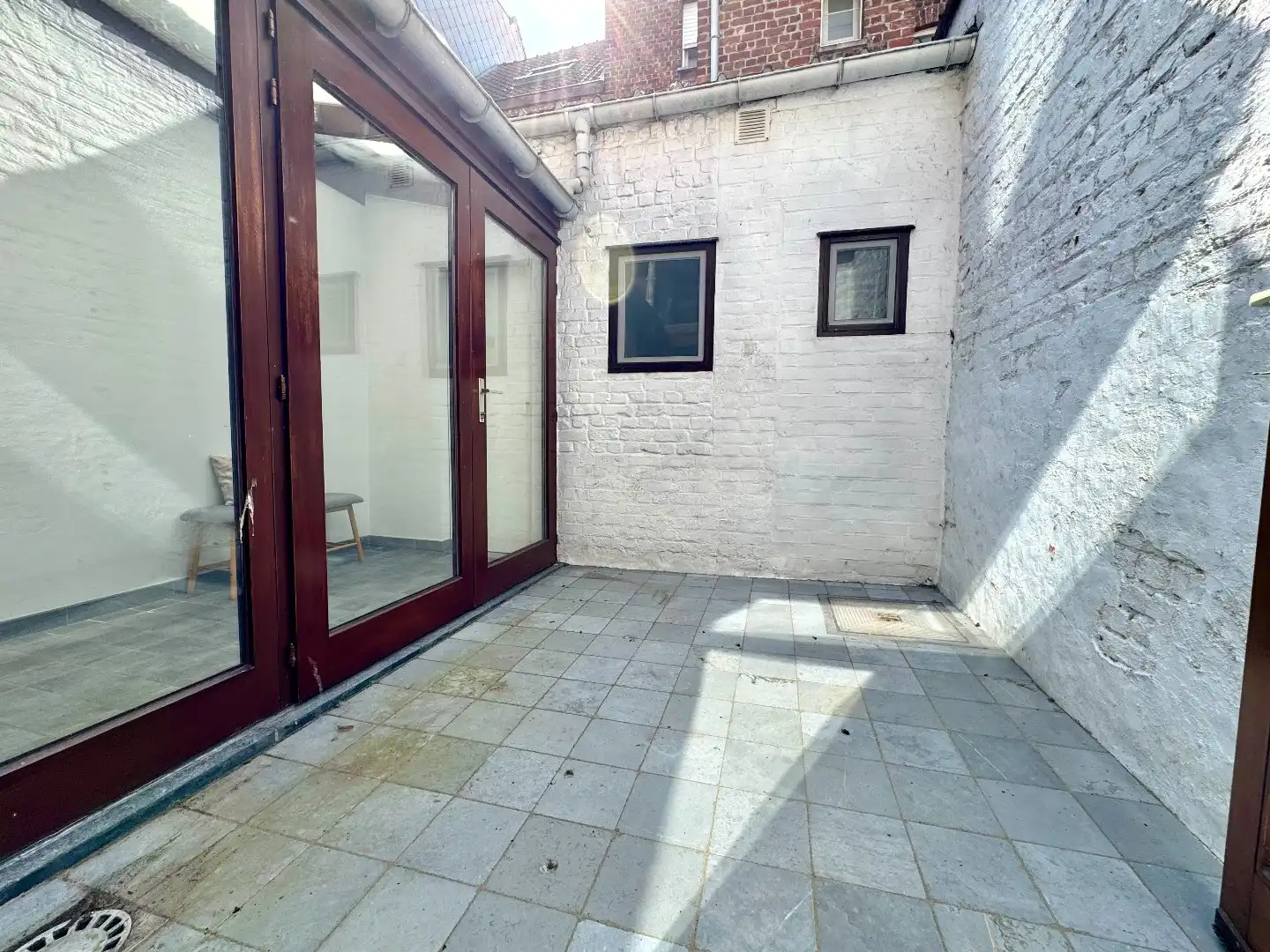 INSTAPKLARE WONING MET 5 SLPKS, 2 BADKAMERS EN TERRAS foto 3