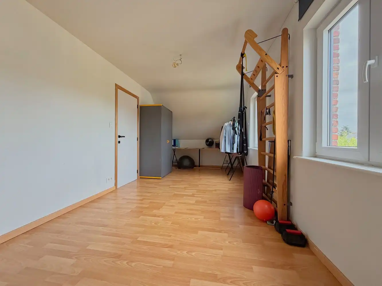 Instapklare, lichtrijke woning (3 slpks) + zonnige tuin foto 14