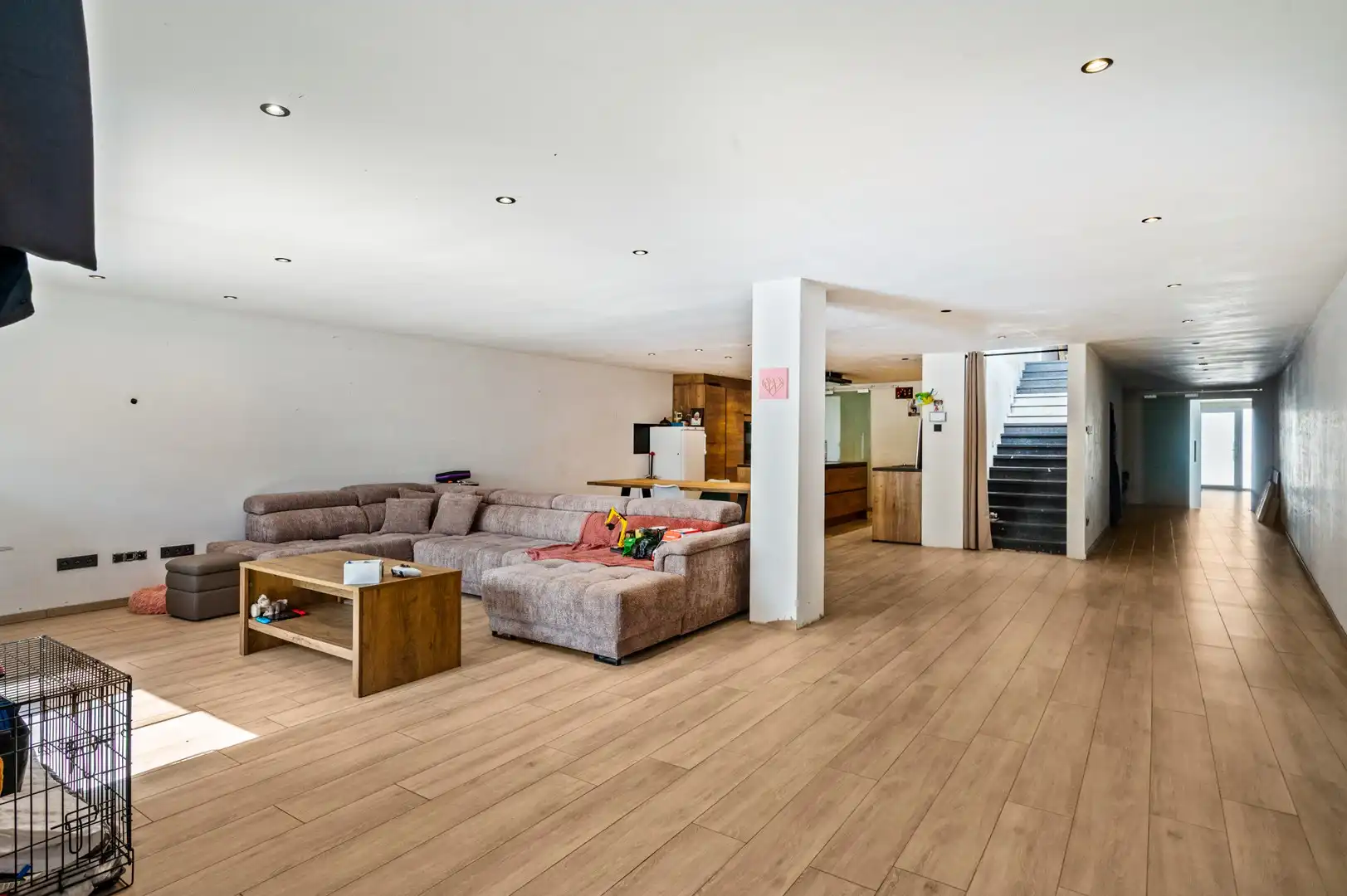 Veelzijdige eigendom met 5 slaapkamers en tal van mogelijkheden foto 4