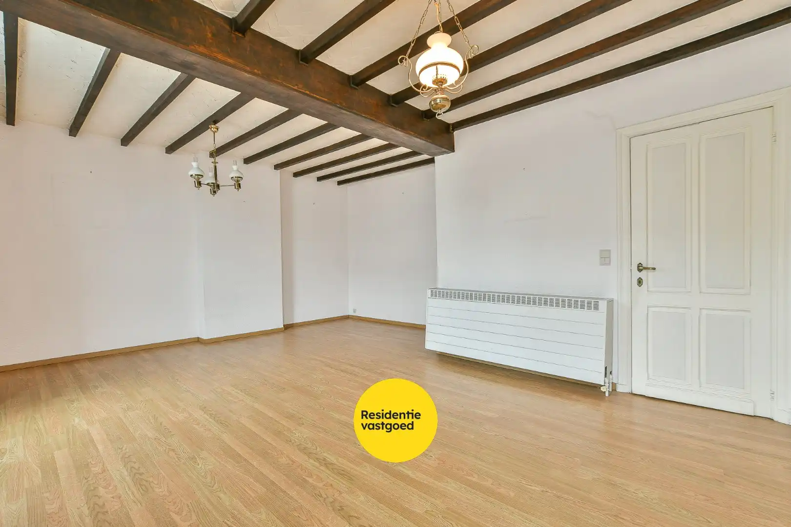 Instapklaar 2-slaapkamerappartement in hartje Blankenberge nabij de Grote Markt foto 2