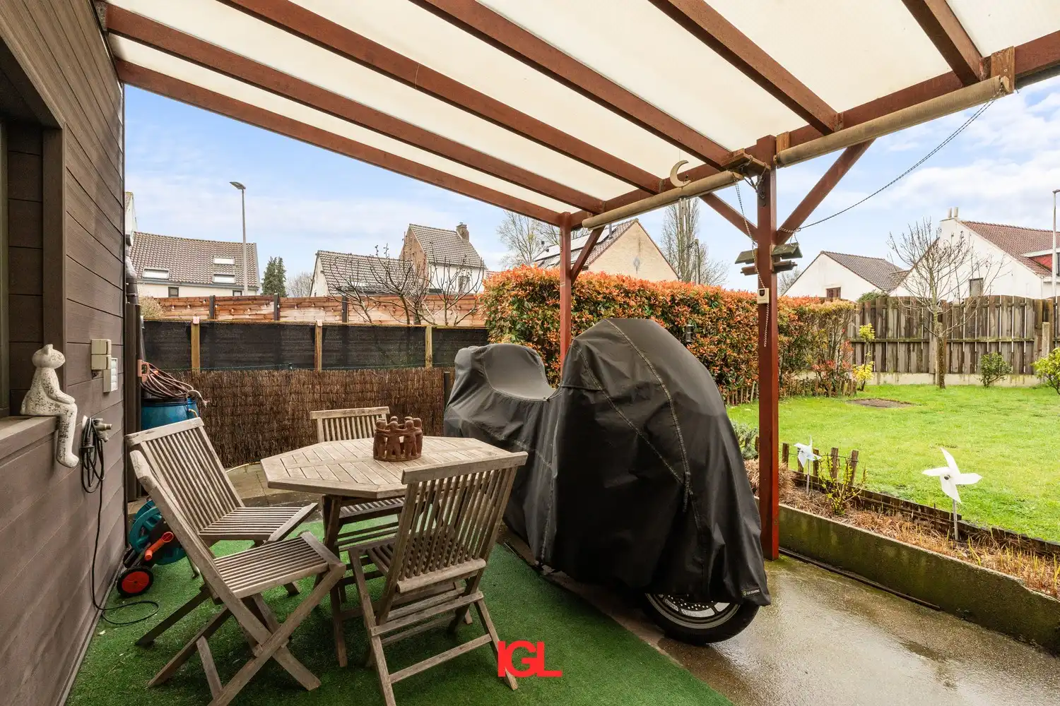 Charmante en instapklare 3‑gevelwoning met grote tuin in Beersel foto 10