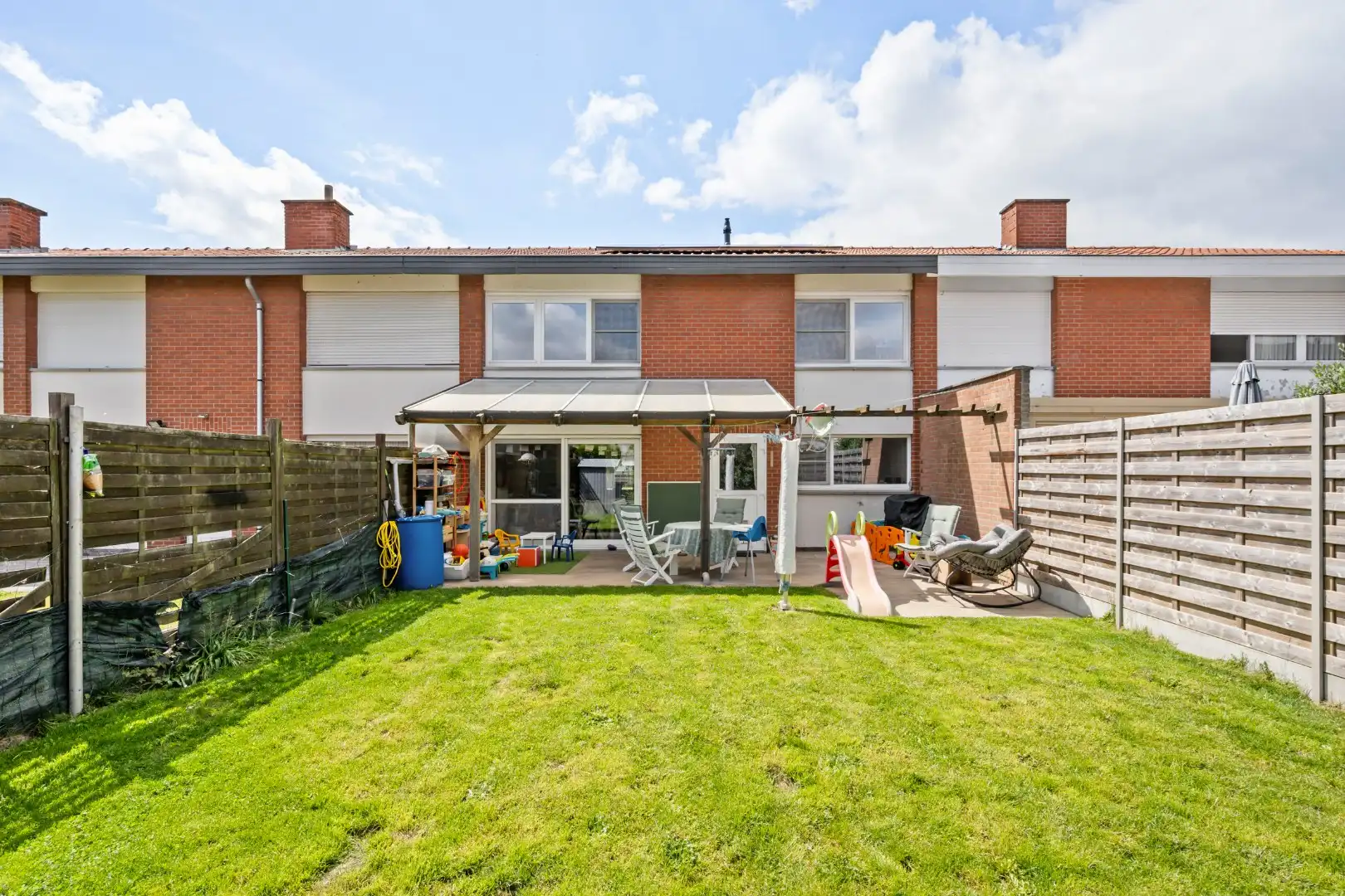Instapklare woning met 3 slaapkamers, dressing, garage en tuin op een rustige ligging in Ledegem foto 15