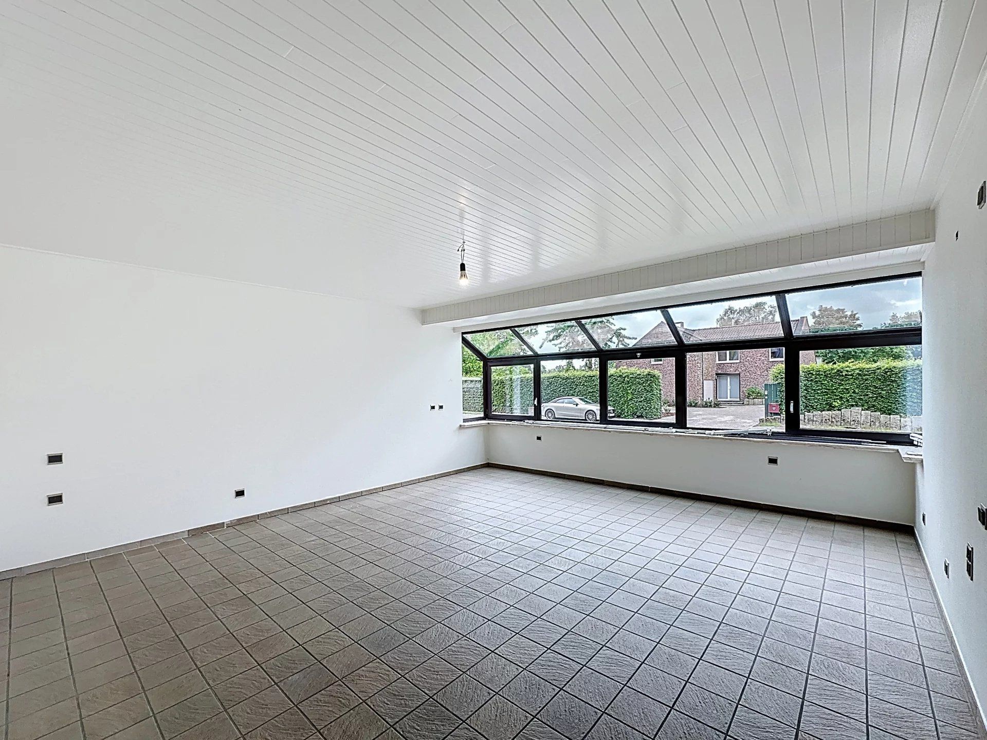 Gerenoveerde woning op groot perceel met 1 slaapkamer en uitbreidingsmogelijkheden. foto 3