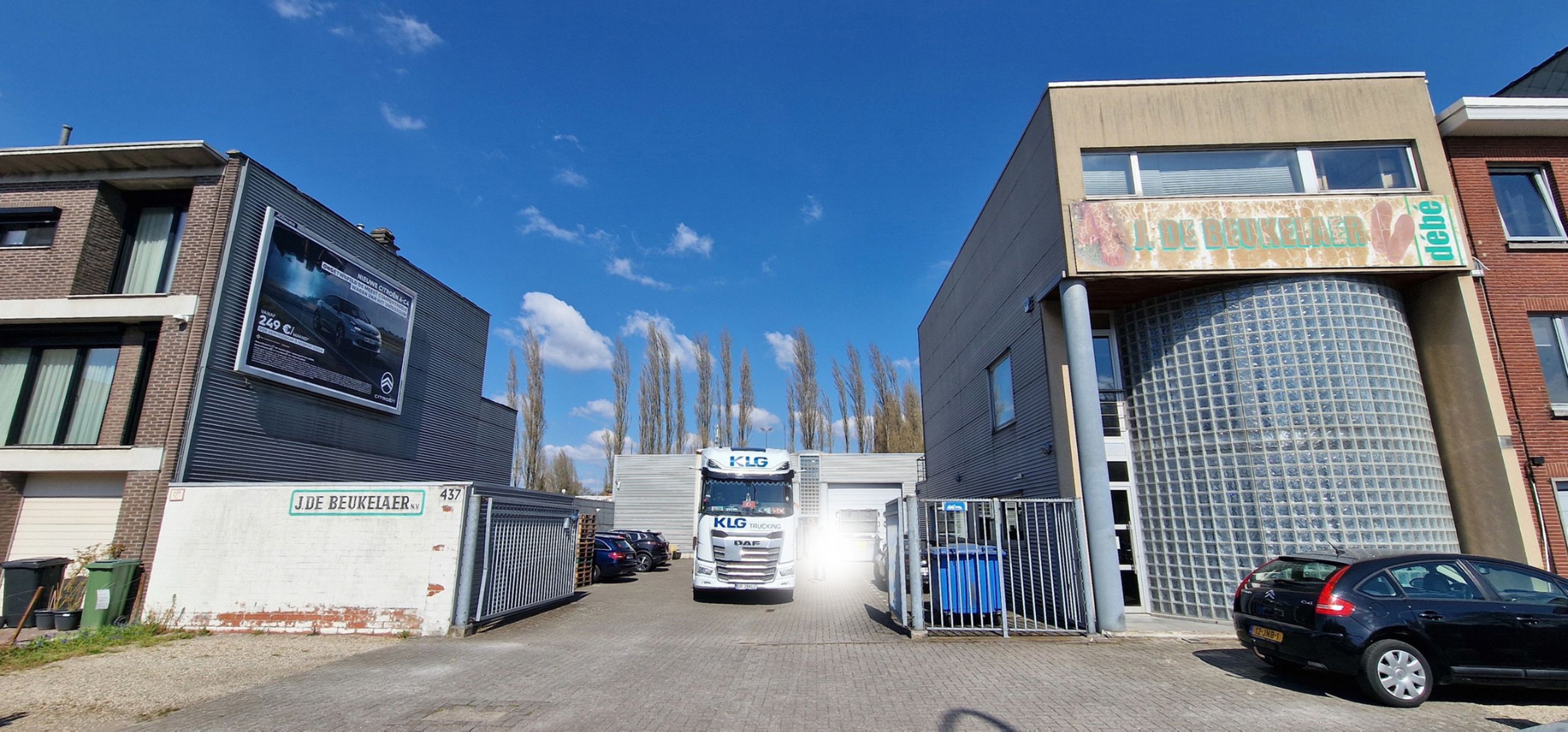 Grote magazijnruimte/atelier met kantoor te koop in Deurne  foto 49
