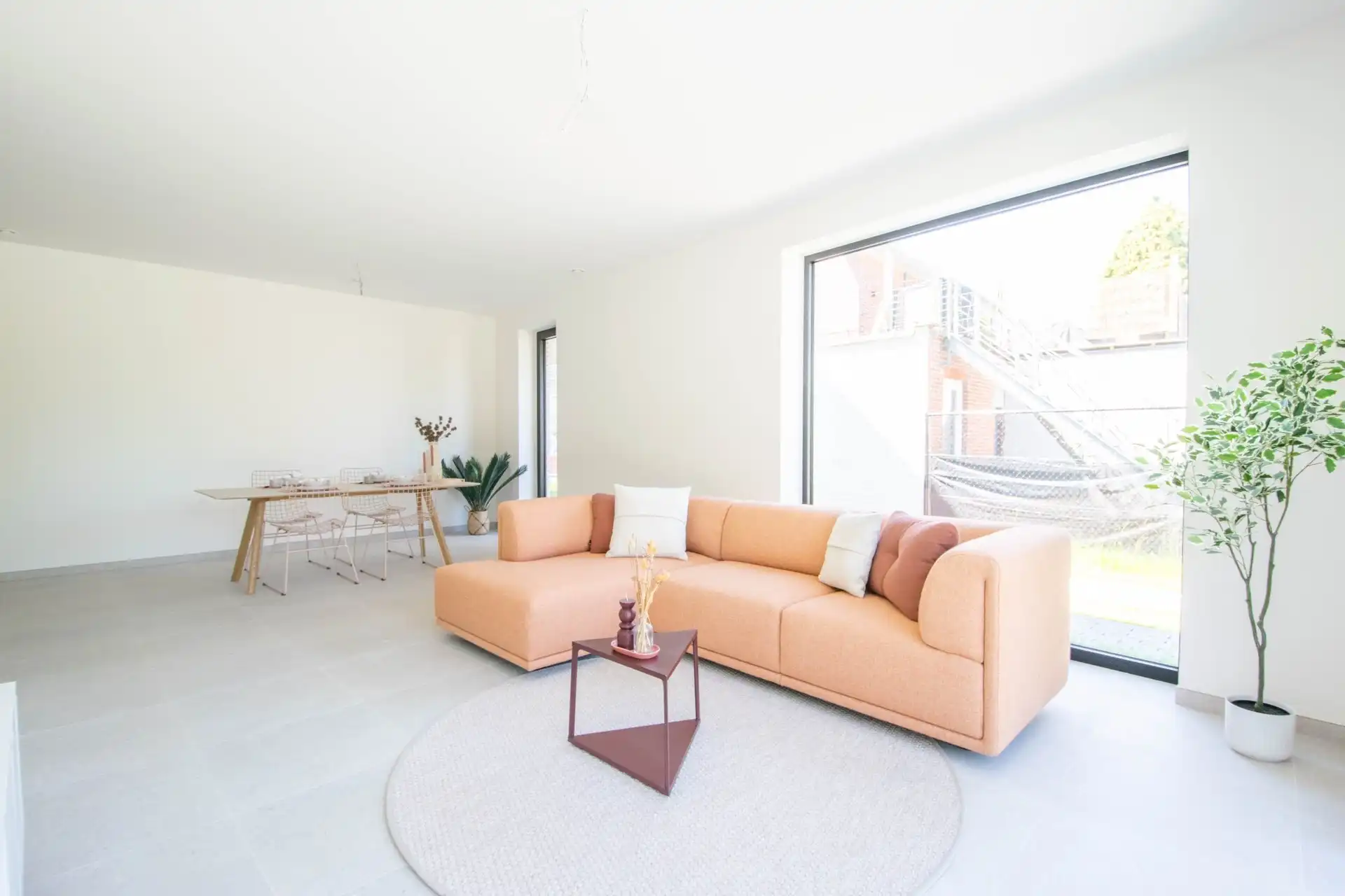 Afgewerkt nieuwbouwappartement met 3 slaapkamers & privé tuin (127m²) foto 2