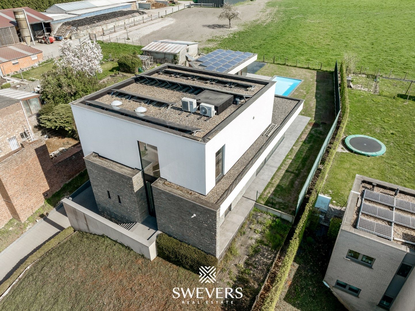 Exclusieve energiezuinige villa met zwembad en poolhouse  foto 34