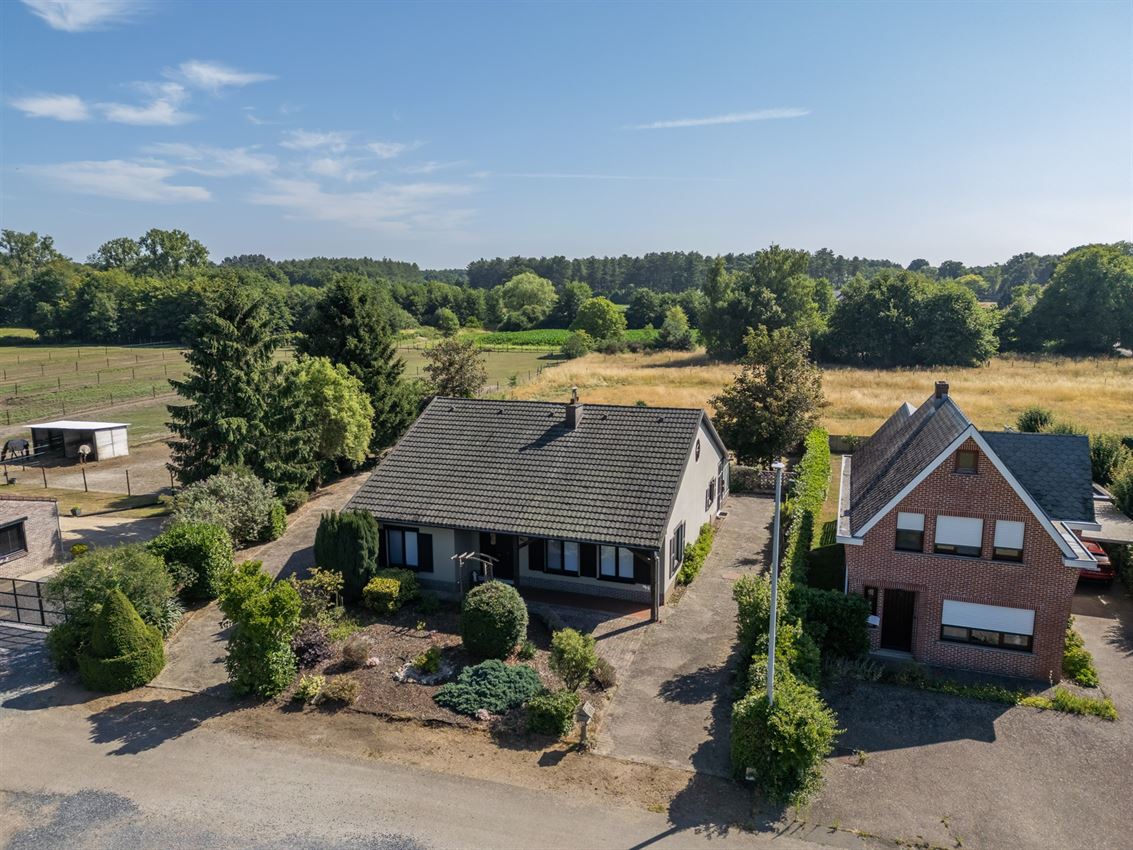 Hoofdfoto van de publicatie: 3slk., grenzend aan agrarisch gebied, doodlopende straat