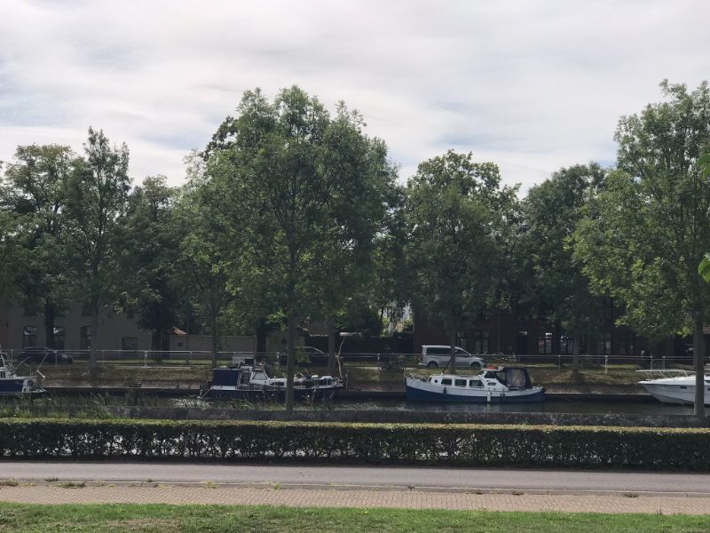 Rustig en zongeoriënteerd 3 slk appartement (153 m²), terras met een groen en weids uitzicht over het Kanaal Gent-Oostende, kelder met private autostaanplaats - op wandelafstand van AZ Sint Jan Campus en op 3 km  van het centrum van Brugge. foto 34