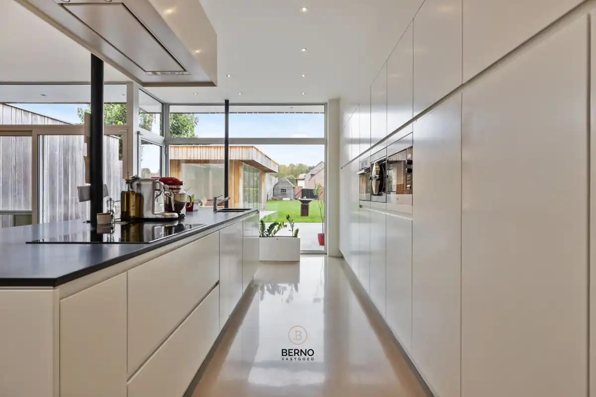 Authentiek herenhuis met moderne luxe en zonnige tuin – Wieze. foto 11