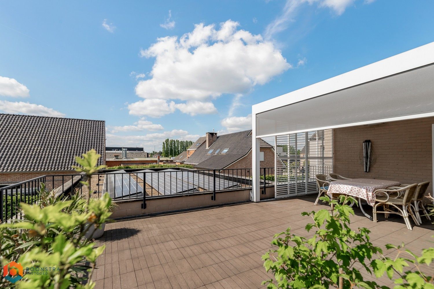 Handelsgelijkvloers met garage & woonst op toplocatie foto 21