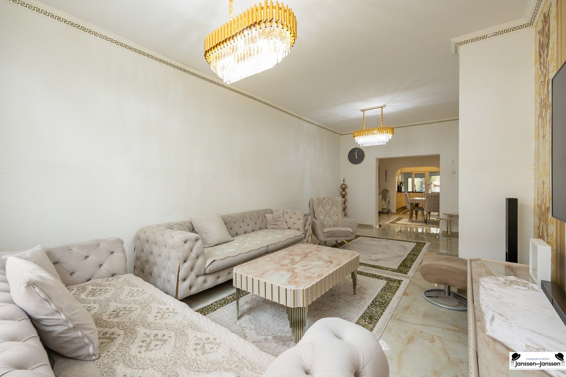 Ruime instapklare woning met 3 à 4 slaapkamers in 2060 Antwerpen! foto 7