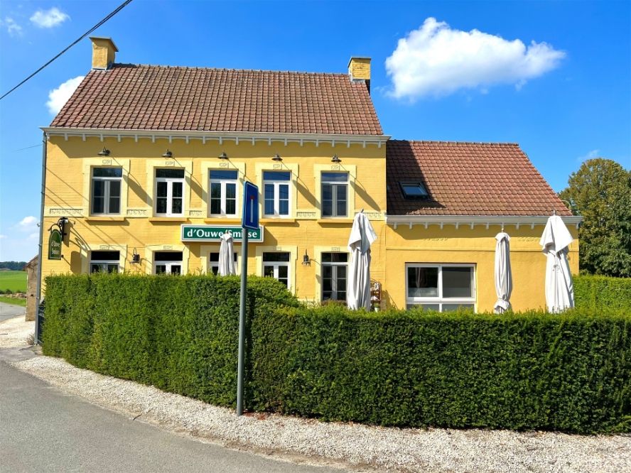 Charmant ingericht landhuis met restaurant te koop foto 3