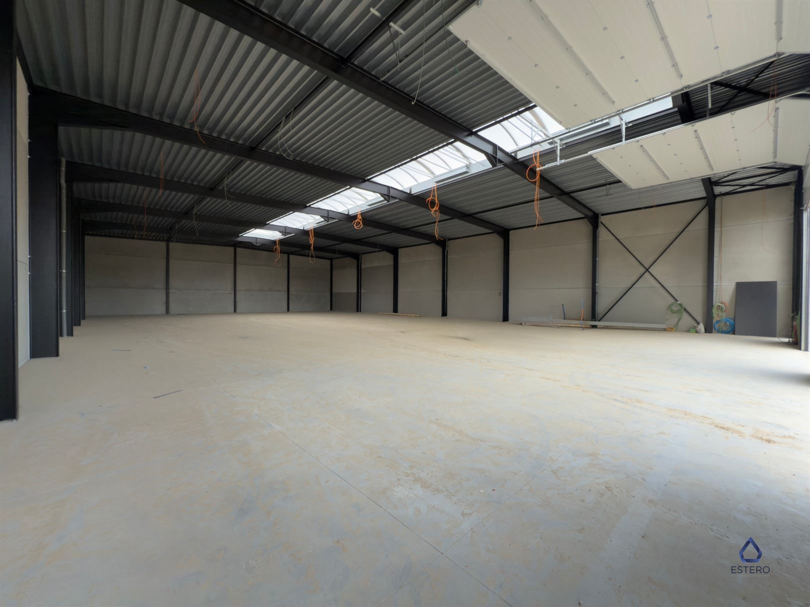 Nieuwbouw KMO-unit (880m²) in industriezone Deinze Noord foto 2