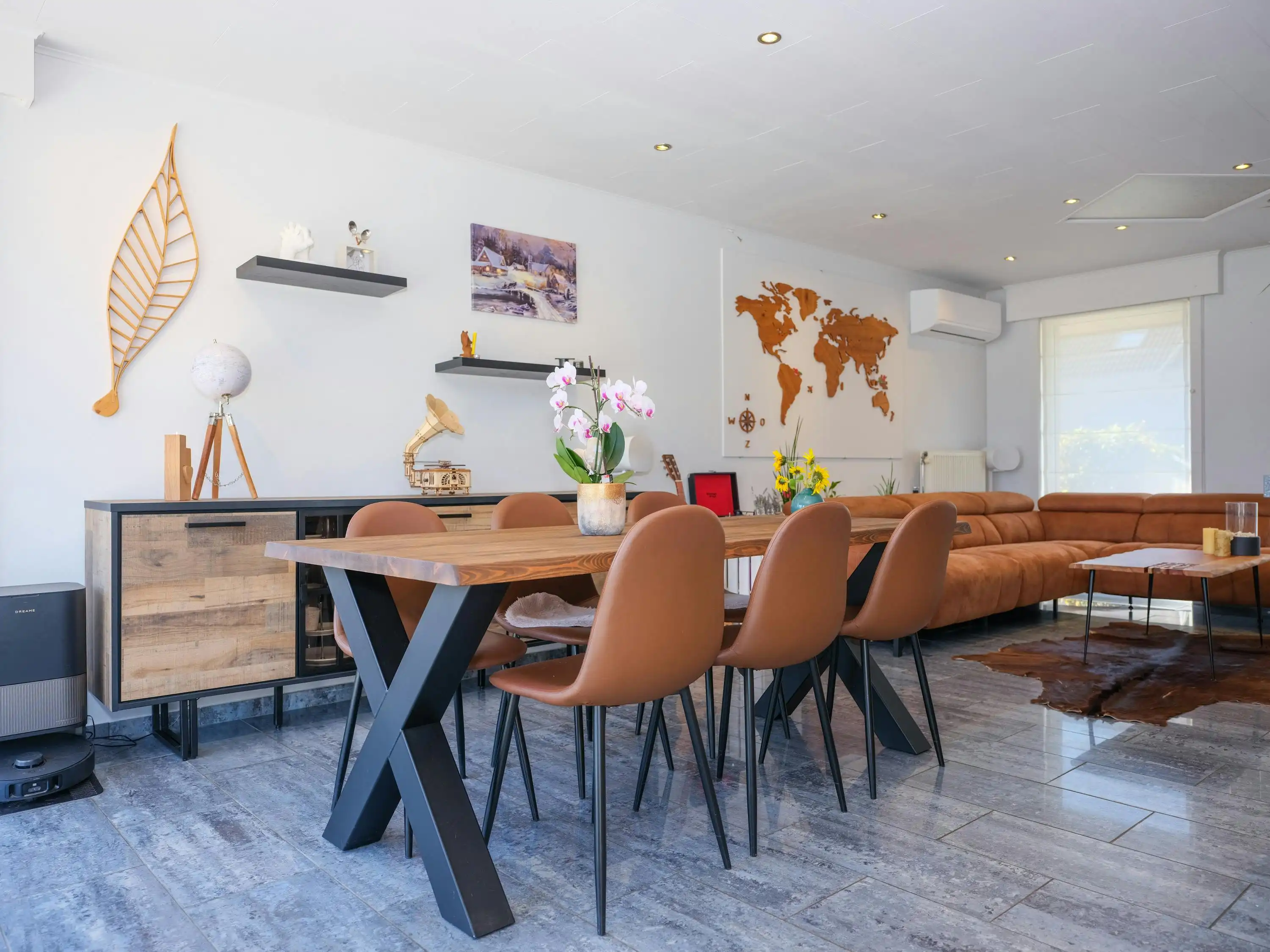 Instapklaar huis met 4 slaapkamers in Hertsberge foto 5