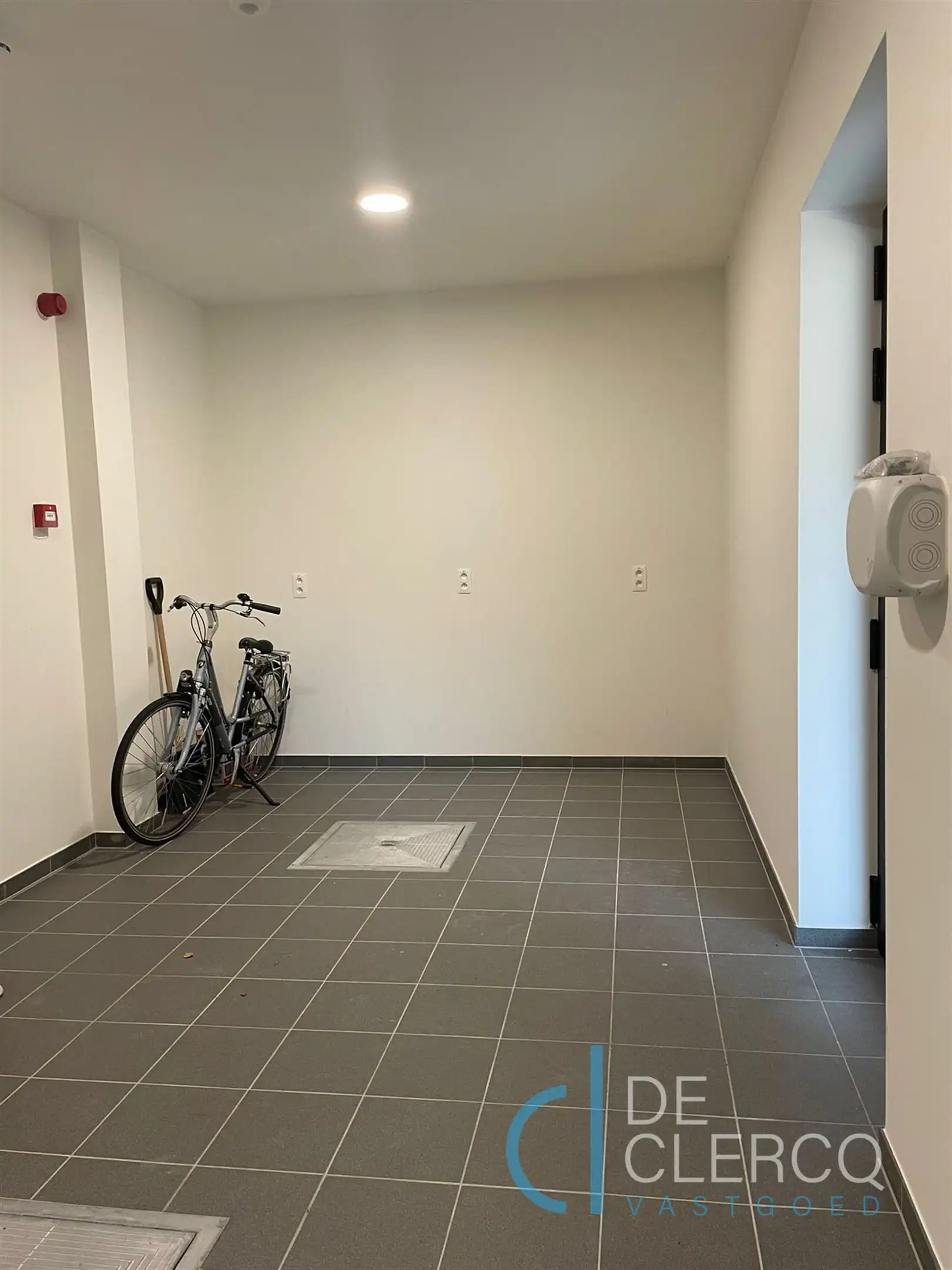 Tijdloos appartement TE HUUR in centrum Lochristi! foto 13