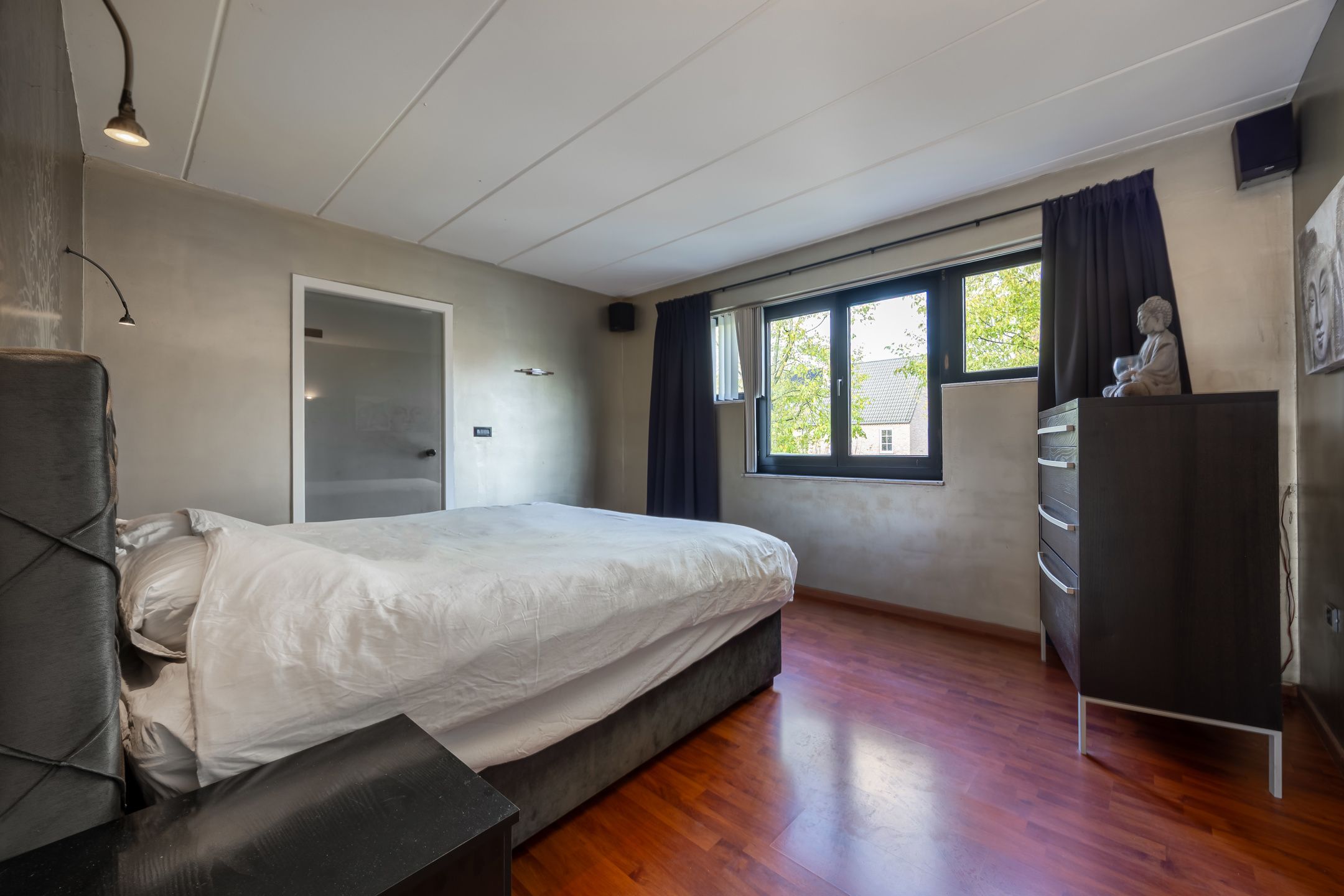 Halfopen bebouwing met tuin en multifunctioneel bijgebouw foto 23