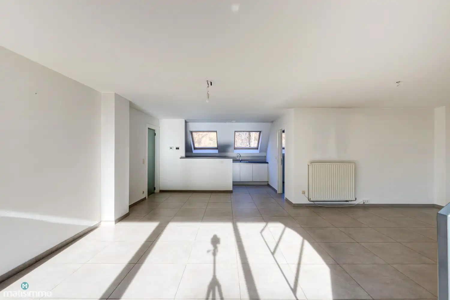 DUPLEXAPPARTEMENT MET 3 SLAAPKAMERS, TERRAS EN ONDERGRONDSE AUTOSTAANPLAATS NABIJ HET CENTRUM VAN BILZEN foto 10