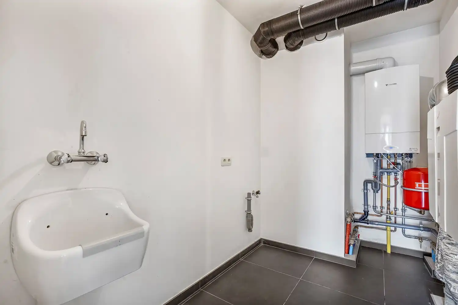 Appartement met 2 slaapkamers en ruime tuin foto 10