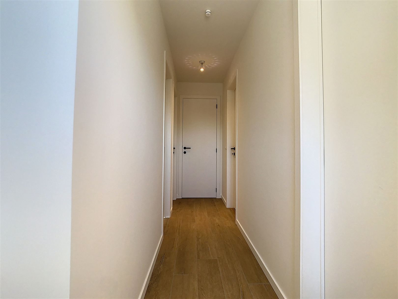 Mooie instapklare woning, 3 slpks, tuin, terras, garage foto 48