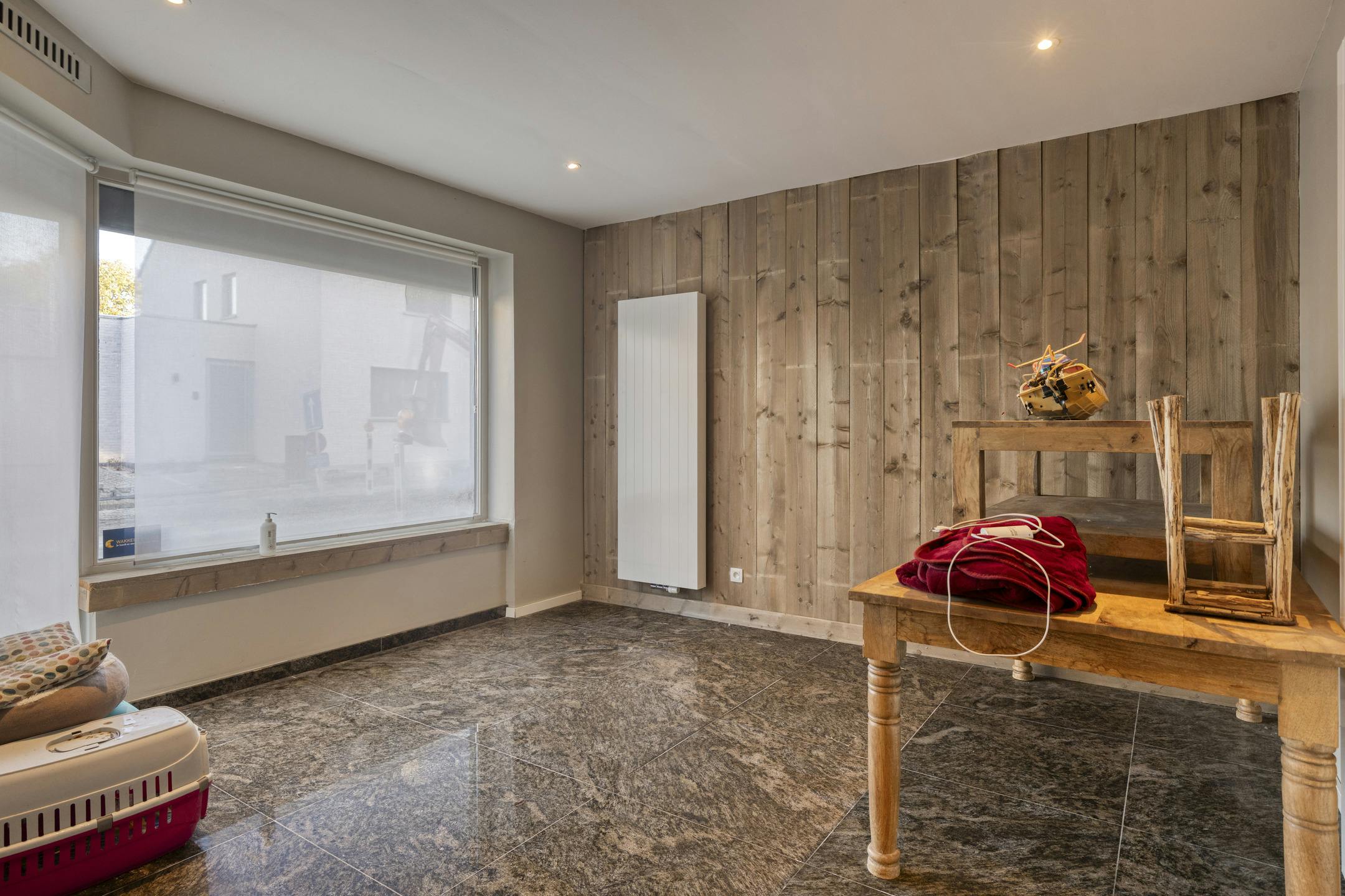 Multifunctioneel huis met 3 kamers te koop in Desselgem foto 2