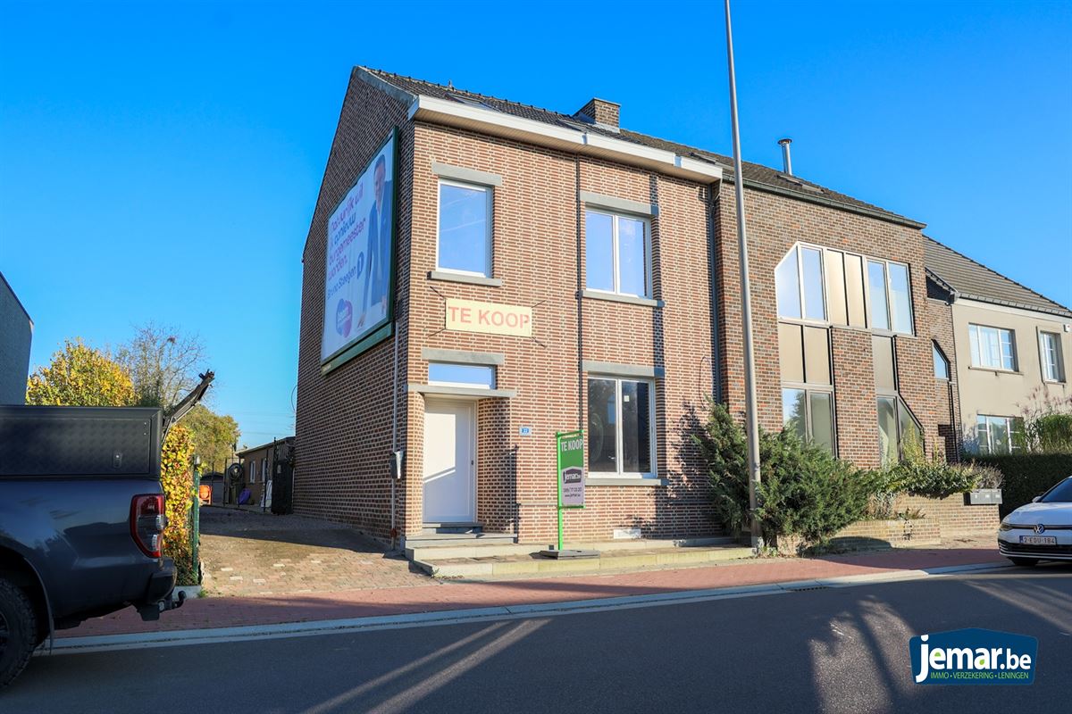 Hoofdfoto van de publicatie: Huis