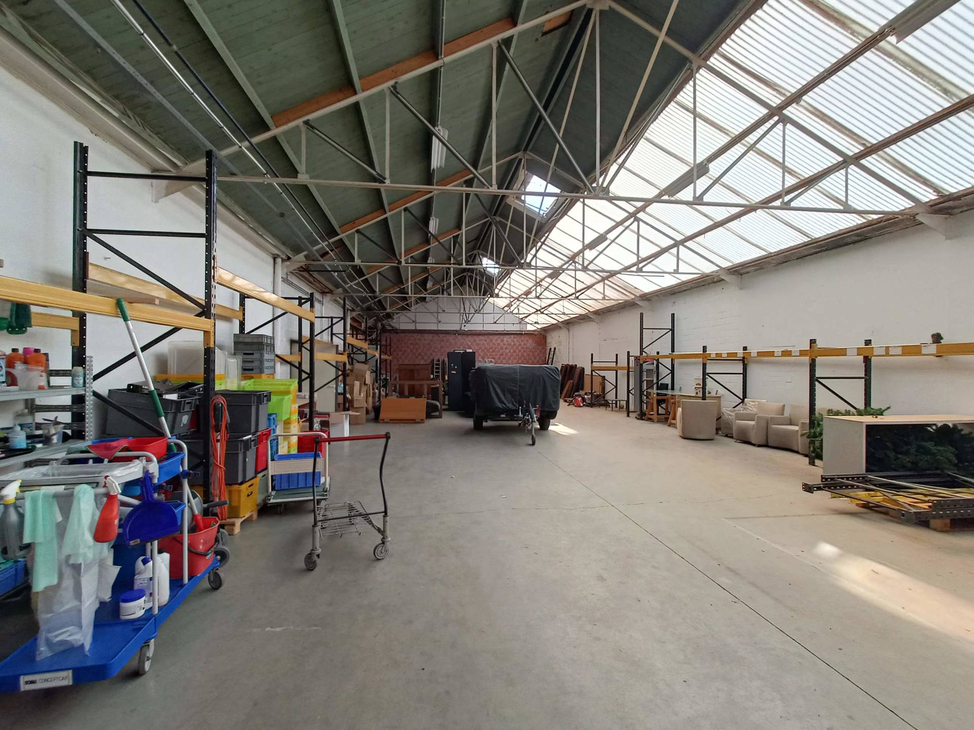 Bedrijfsgebouw te koop in Mortsel foto 3