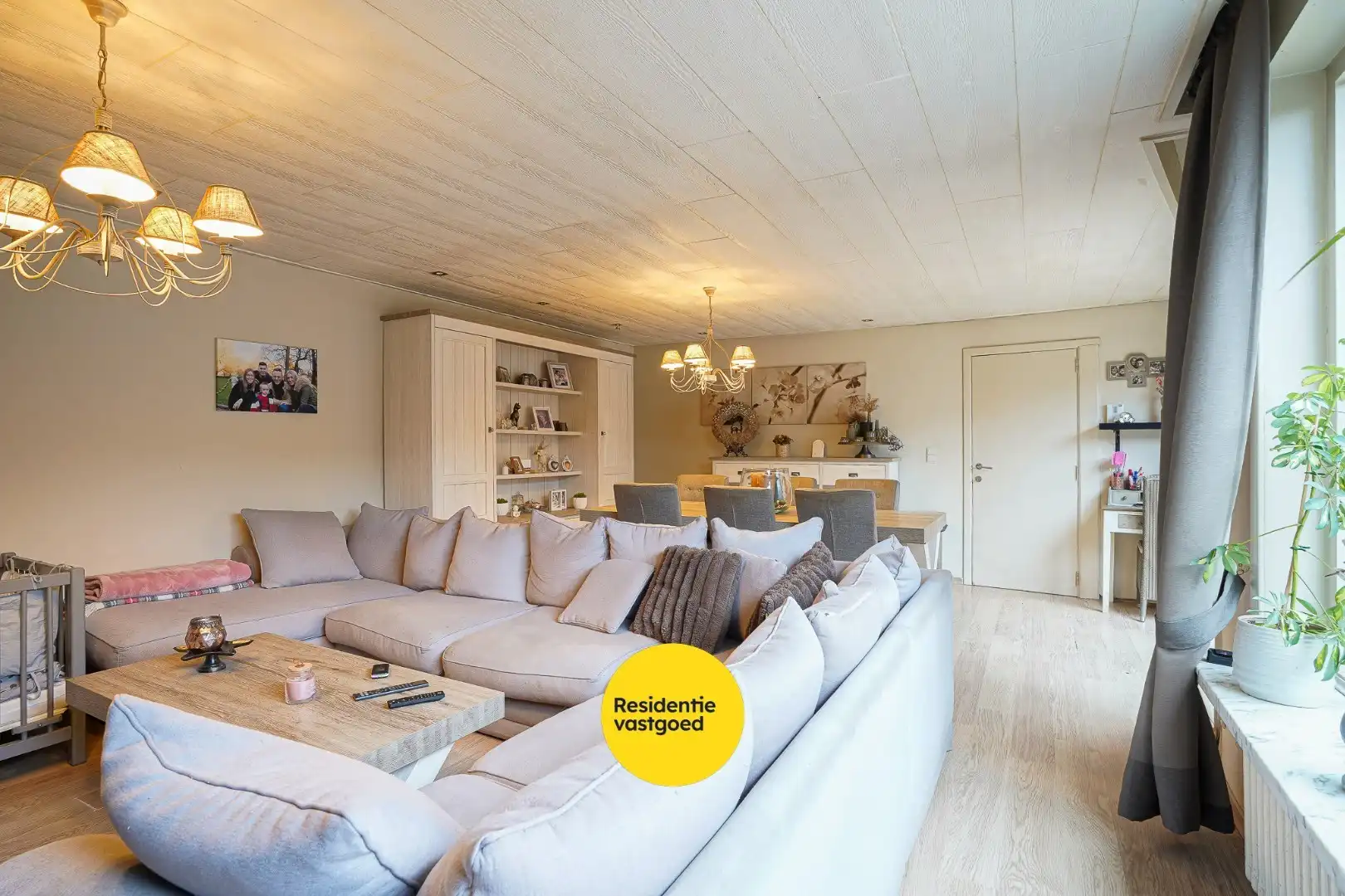 Handelswoning op topligging te Aartrijke foto 13