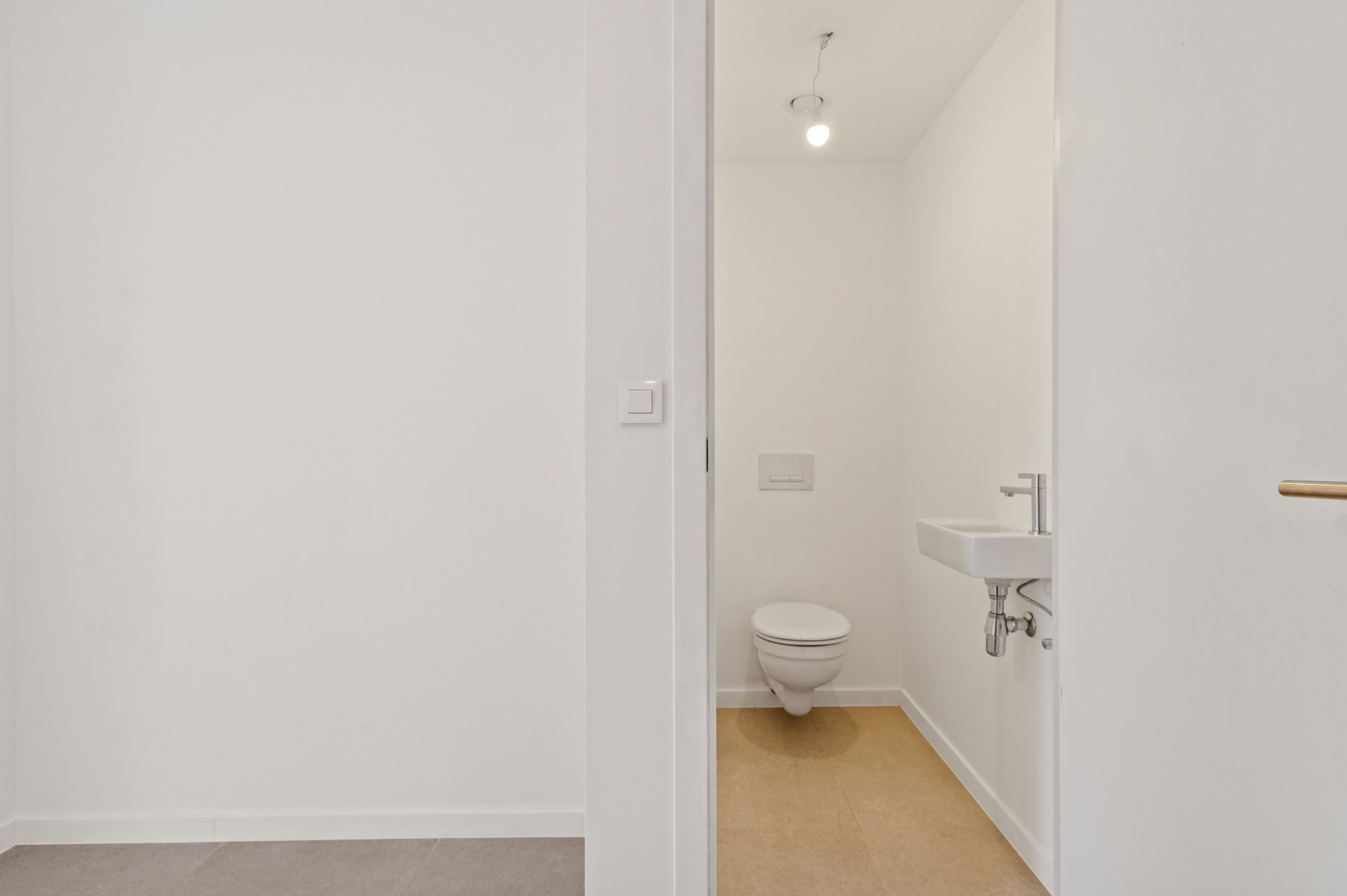 Nieuw 2-slk-appartement (max. E30) met terras en staanplaats foto 13