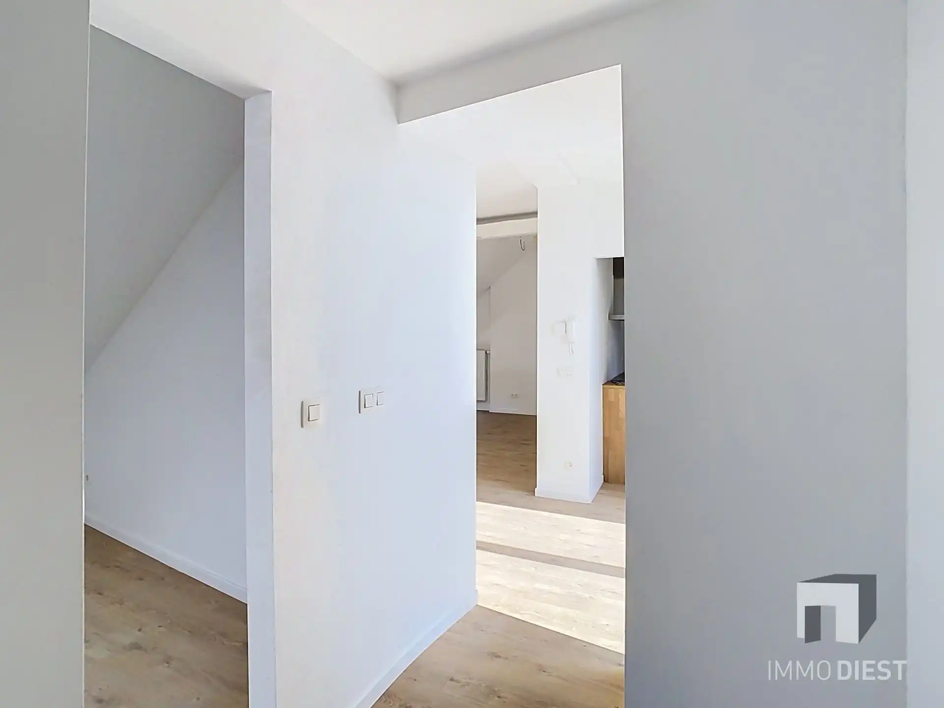 Knap appartement met terras en 1 slpk - centrum Diest - veel lichtinval foto 4