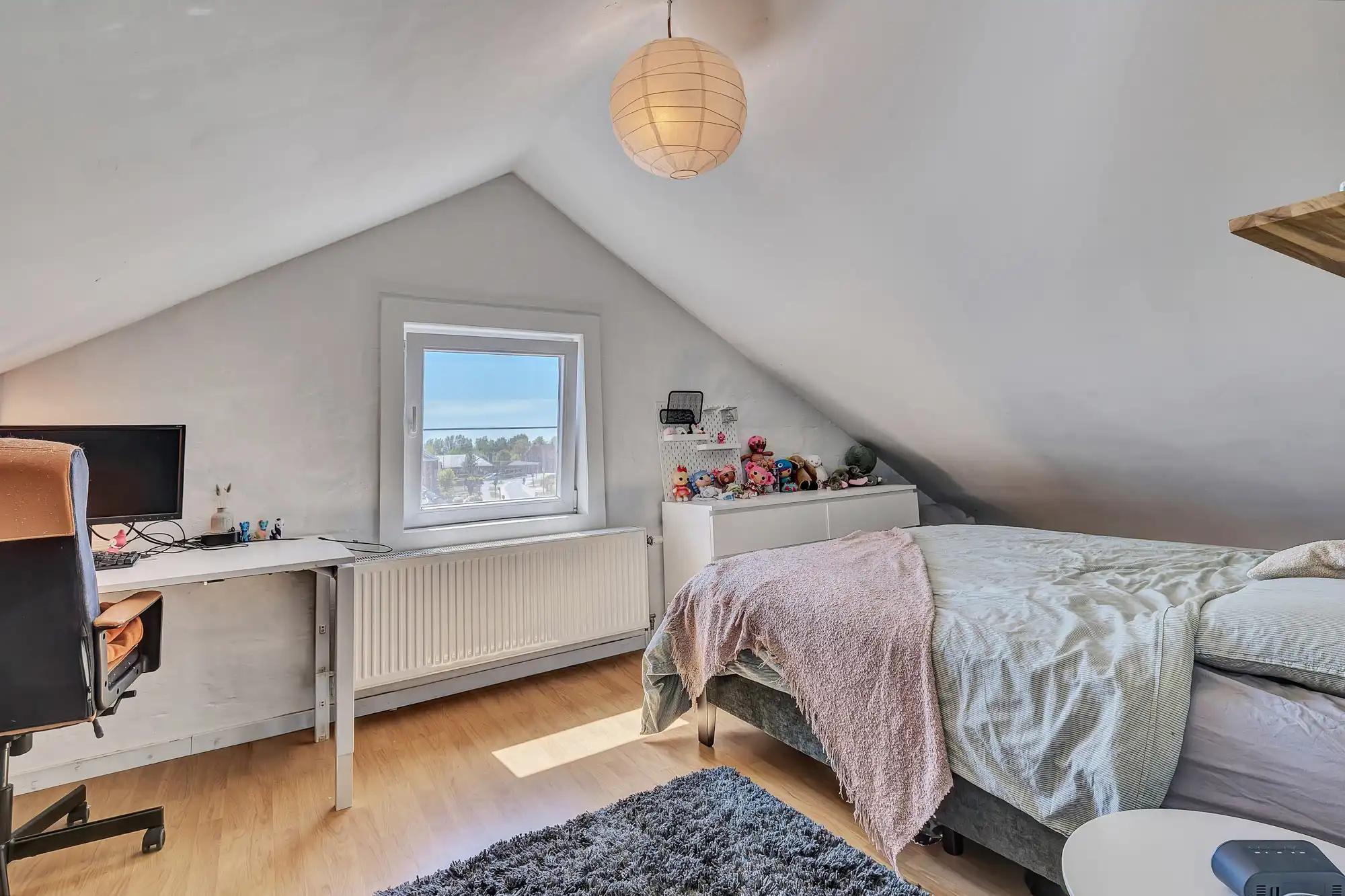 Instapklare halfopen bebouwing met lichtrijke aanbouw foto 14