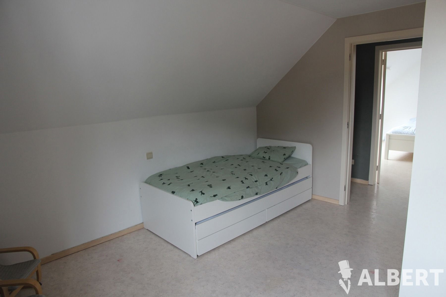 Energiezuinige half open woning in rustige omgeving foto 14