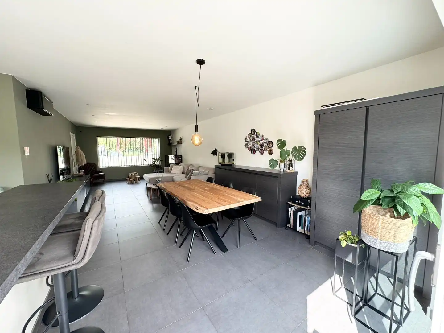 Recente energiezuinige woning met 2 slaapkamers en tuin foto 3