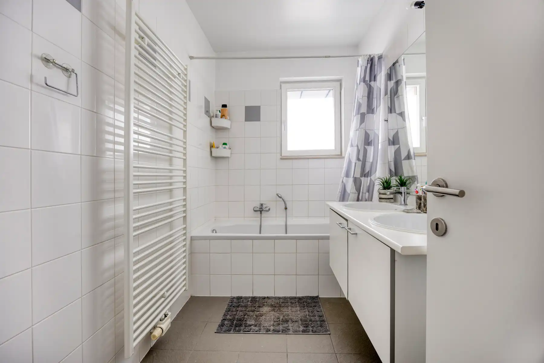 Duplex-appartement 2 slaapkamers, 2 terrassen & gem. tuin foto 14