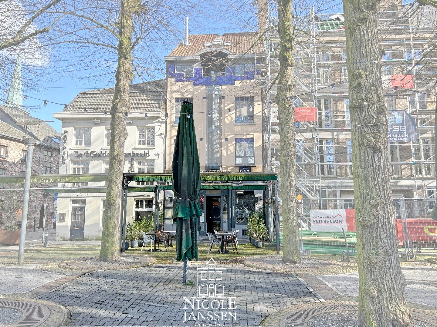 Trendy horecazaak met terras in hartje Maaseik op zoek naar overnemer foto 23