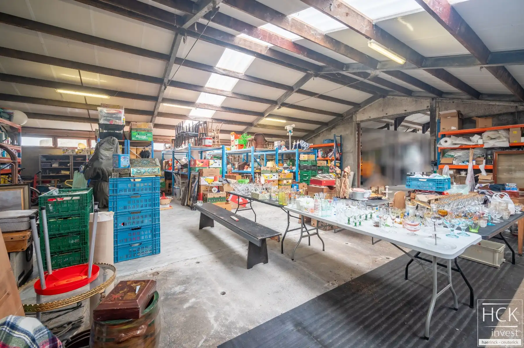 NAZARETH - Zeer nette loods/opslagplaats van 175m² centraal tussen E17 en N60 foto 3