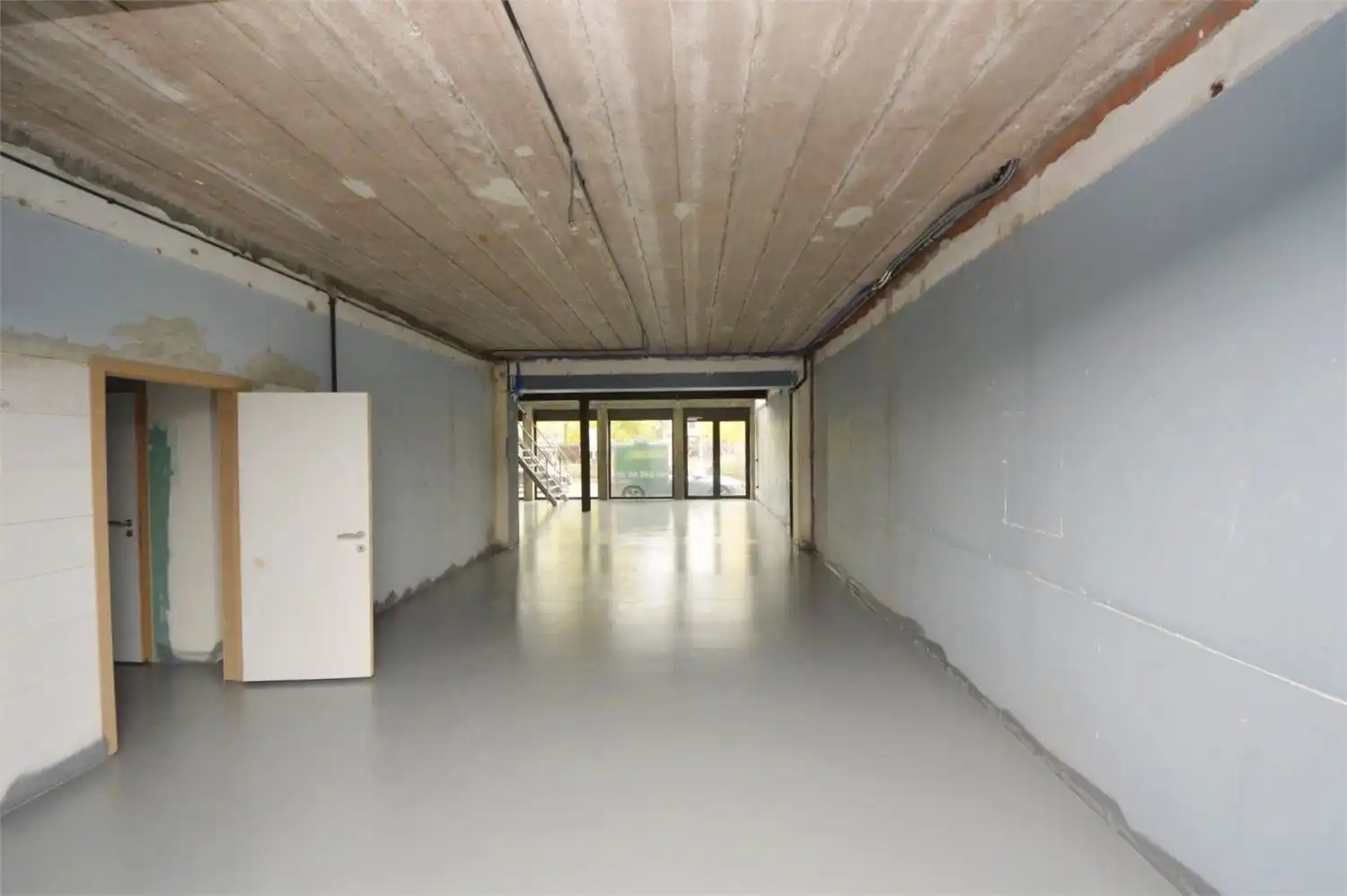 TOP GELEGEN HANDELSGELIJKVLOERS foto 11