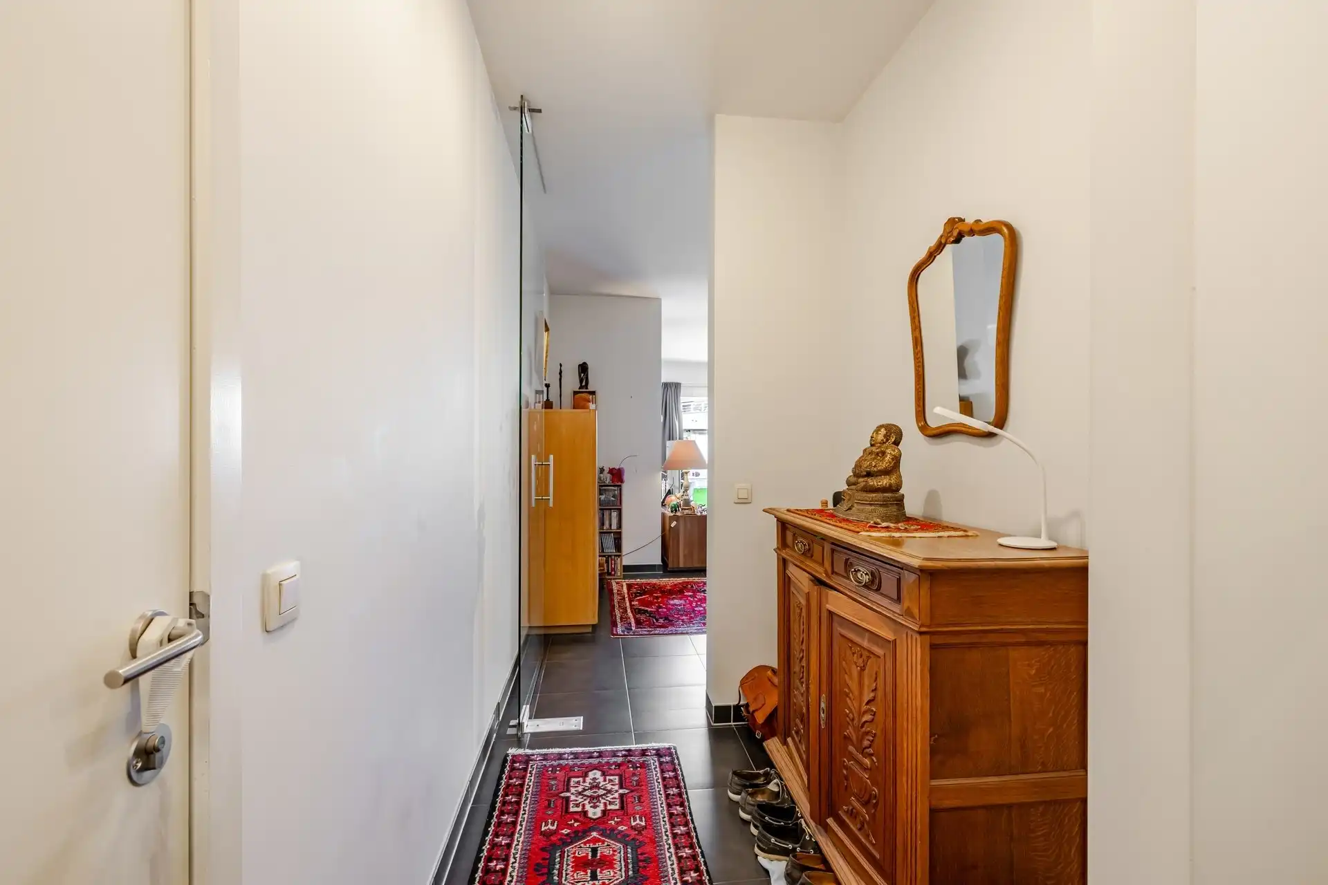 Topappartement met 2 slaapkamers en tuin! foto 5