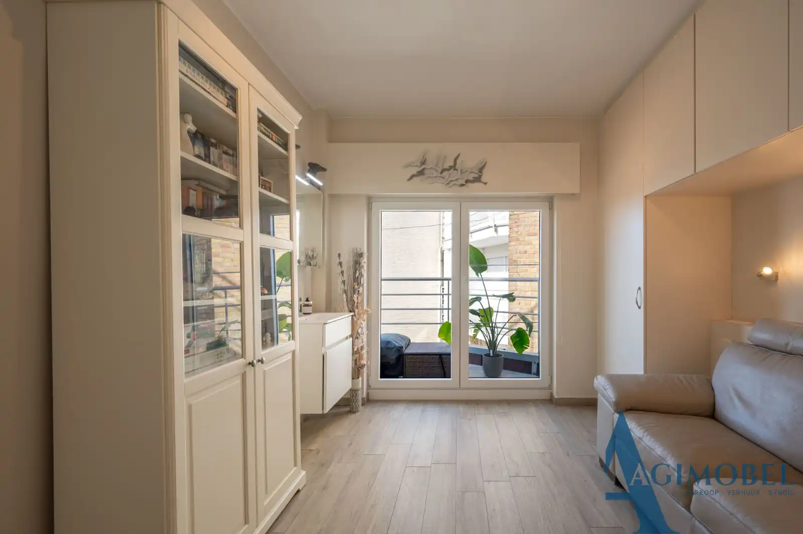 Instapklaar appartement met 3 slaapkamers op toplocatie in Duinbergen, vlakbij de Zeedijk. foto 10