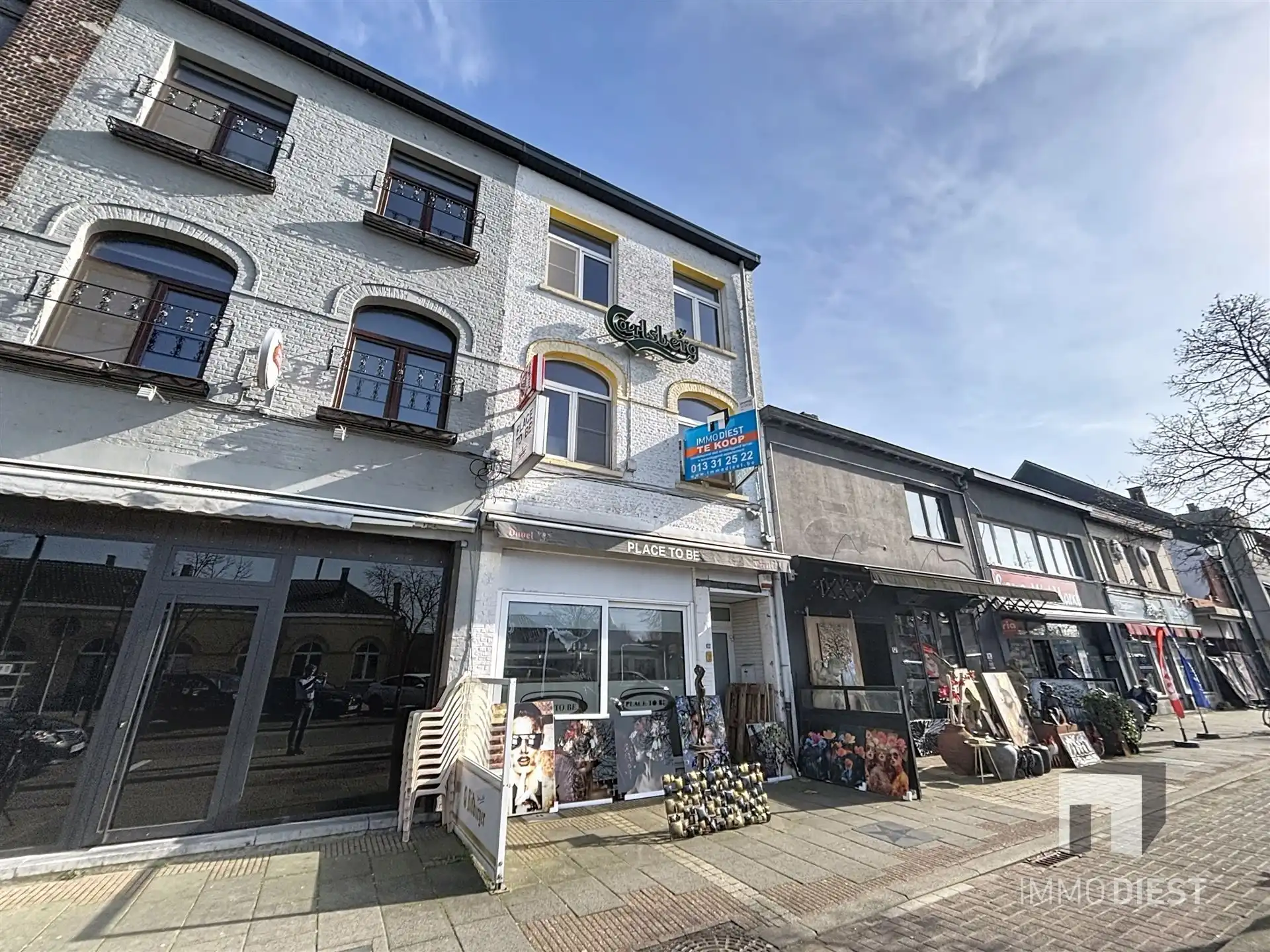 Herenwoning te renoveren foto {{pictureIndex}}