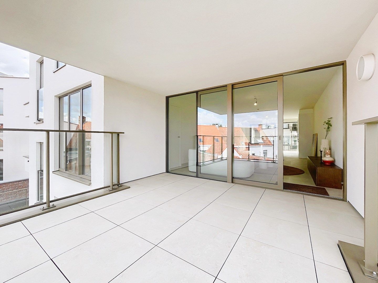 Modern en energiezuinig appartement op toplocatie in Roeselare foto 4