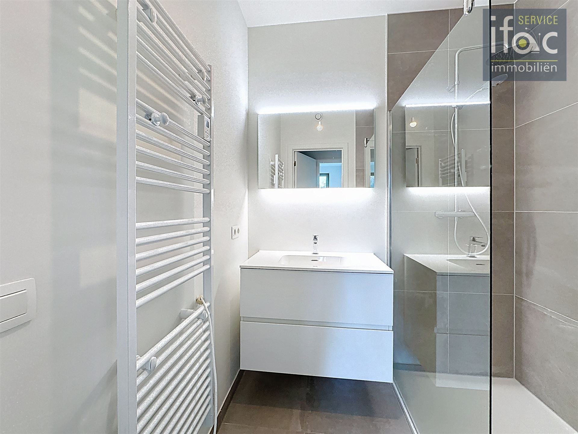 Modern en energiezuinig appartement met 2 slaapkamers  foto 9