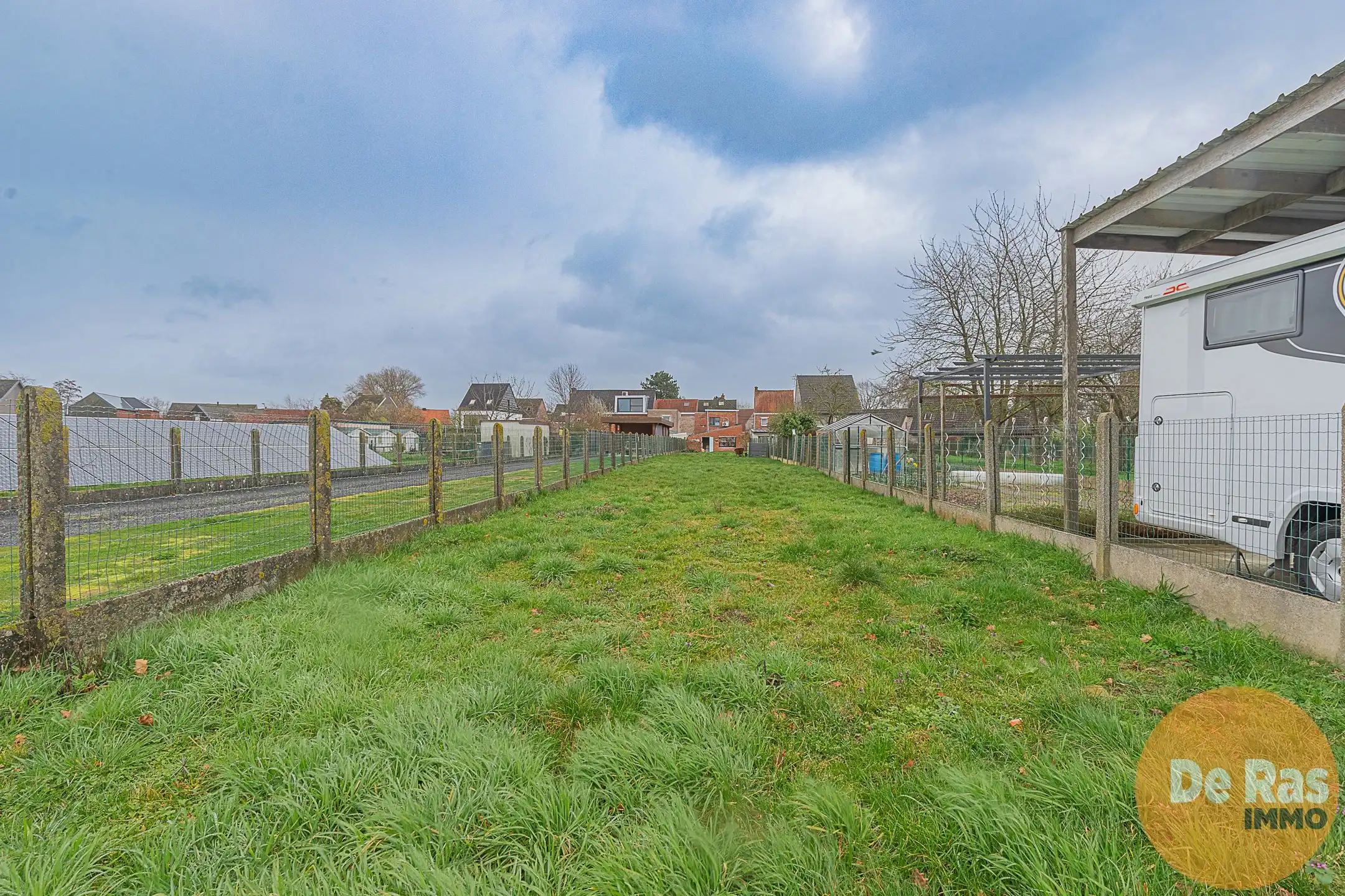 WICHELEN - Leuk gelegen rijwoning met ruime tuinzone foto 17