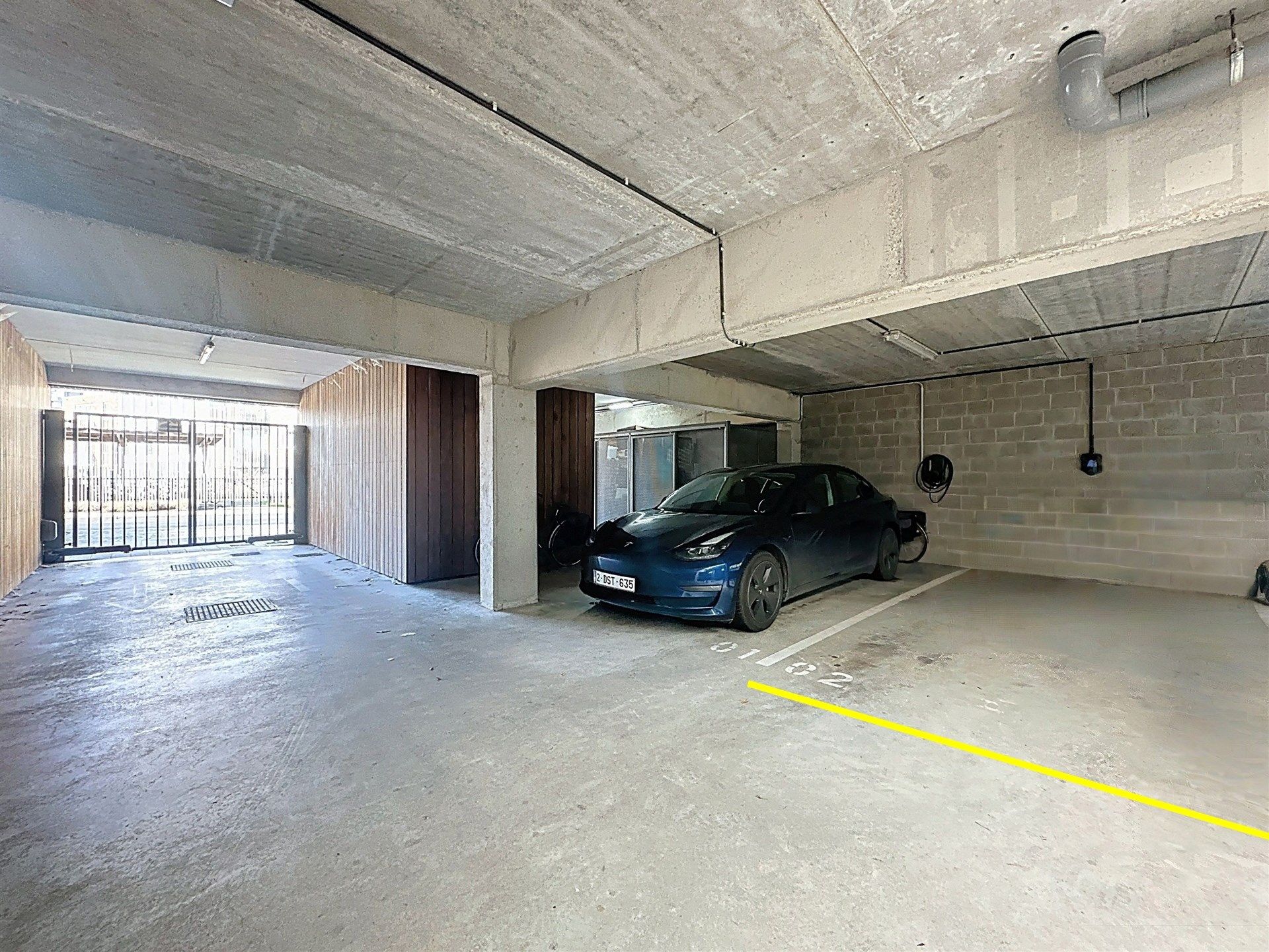 Recente woning met 4 slk en autostaanplaats op toplocatie foto 21