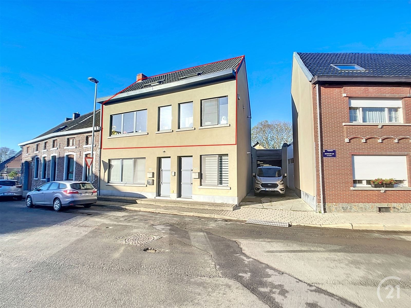 Interessante opbrengsteigendom met 2 app, bureel met opslagruimte foto 18