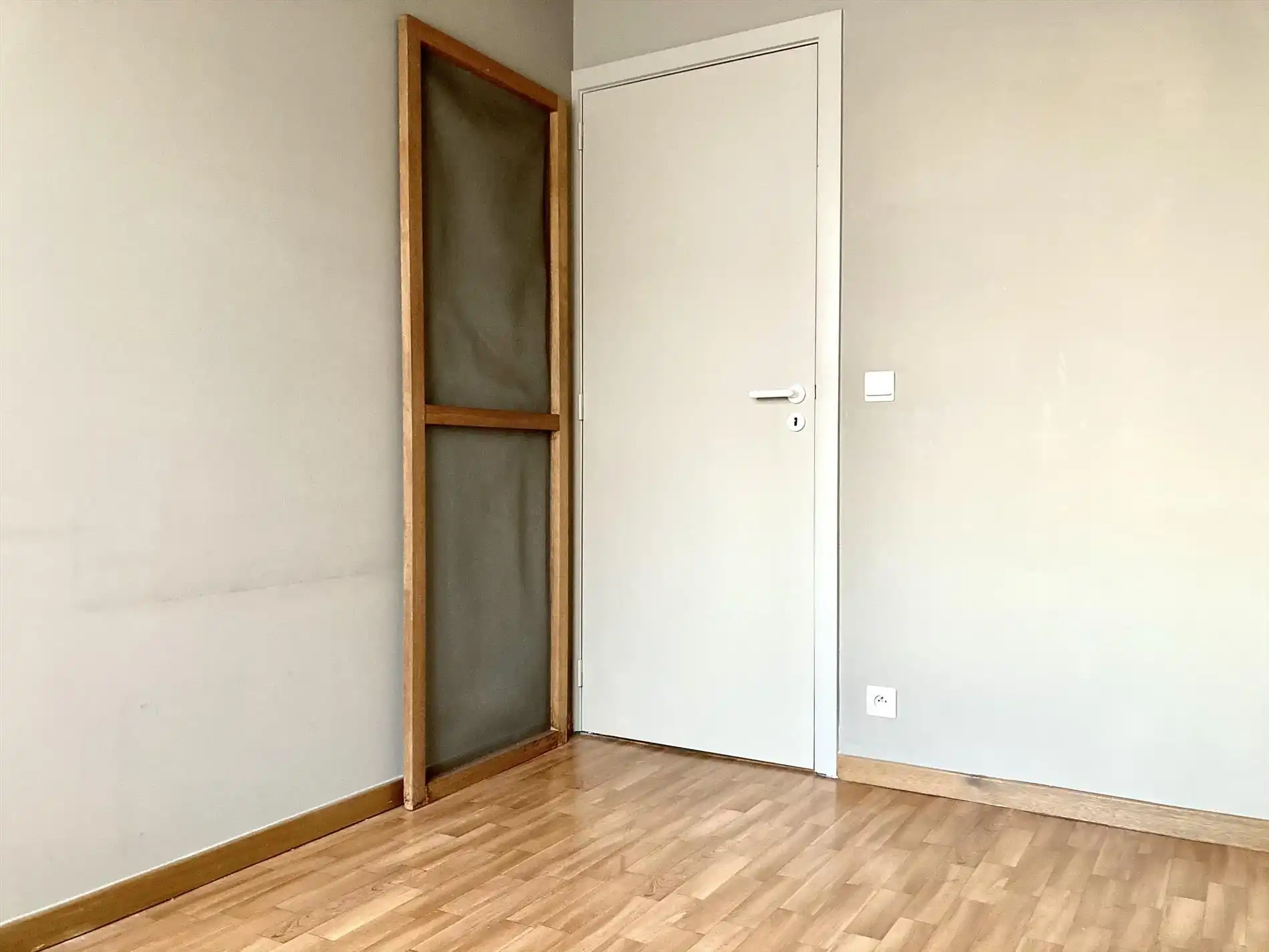 2 slk appartement met autostaanplaats in het centrum van Kuurne te huur.  foto 7