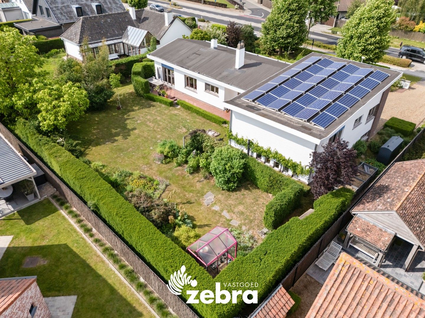 Instapklare villa met karakter op royaal perceel van 1392 m² nabij centrum Roeselare! foto 14