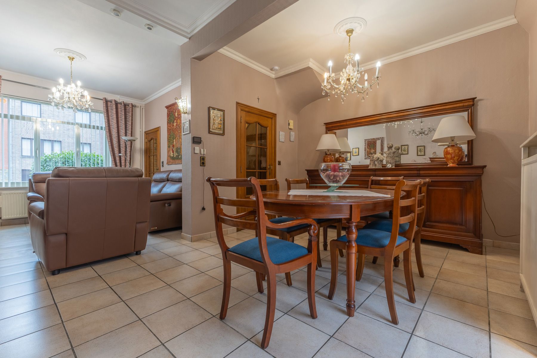 Goed gelegen woning met 3 slaapkamers foto 7