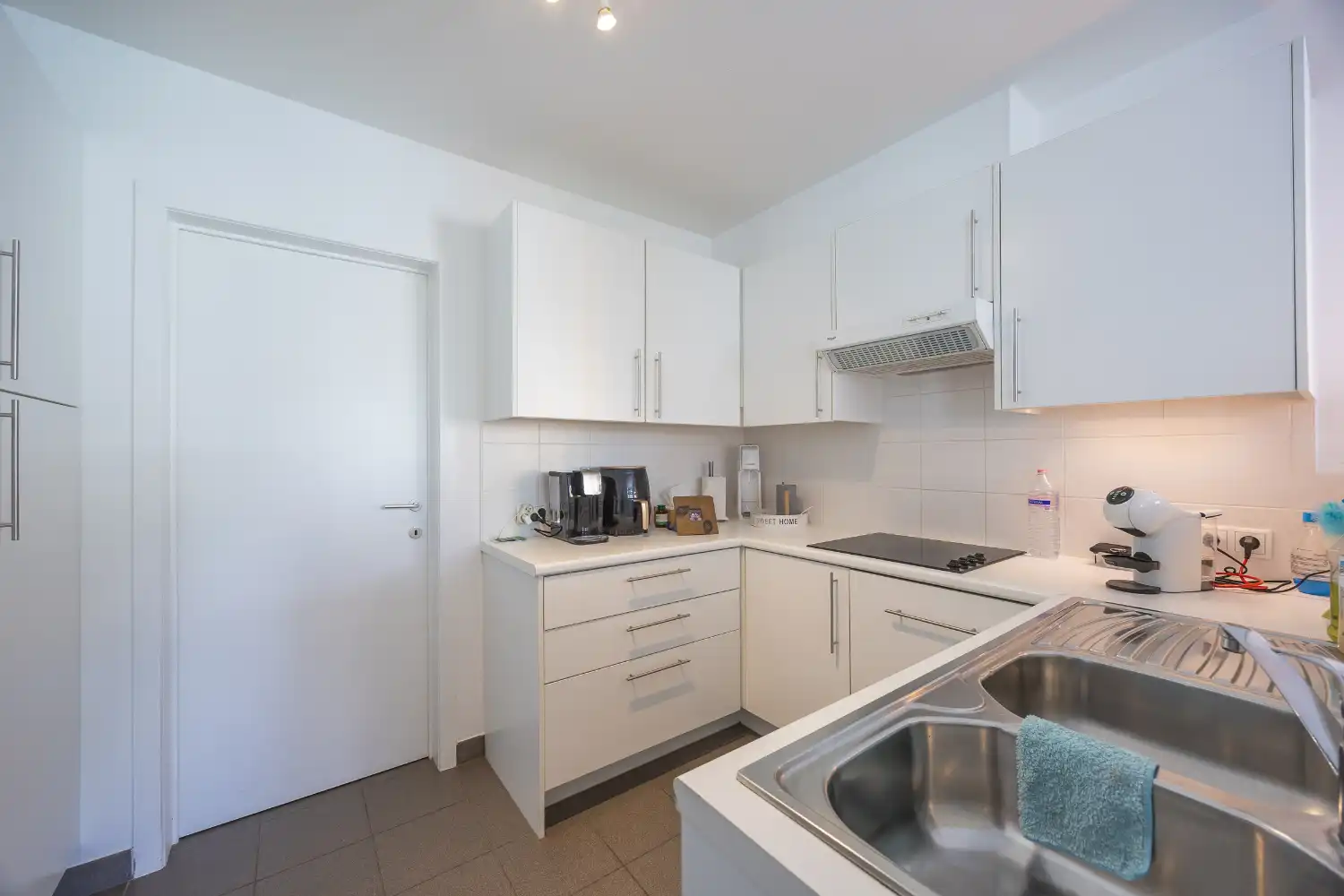 Ruim drie slaapkamer hoek-appartement op centrale ligging! foto 14