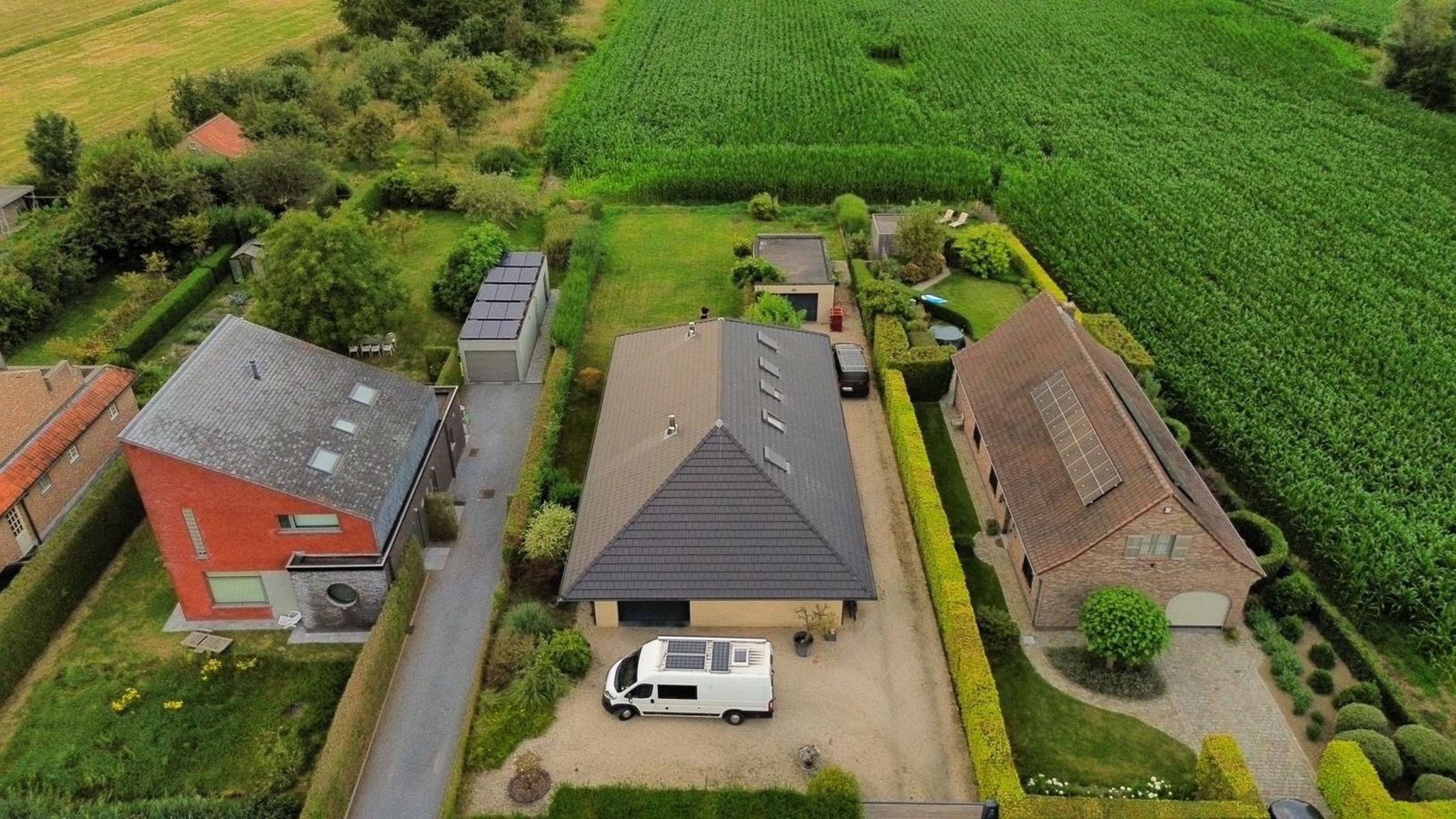 Instapklare, ruime gezinswoning in het groen vlakbij Lokeren foto 1