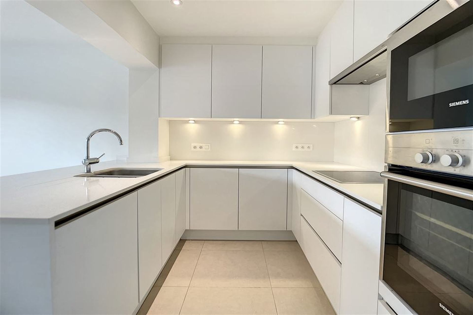 Appartement met 2 slaapkamers en garagebox foto 13